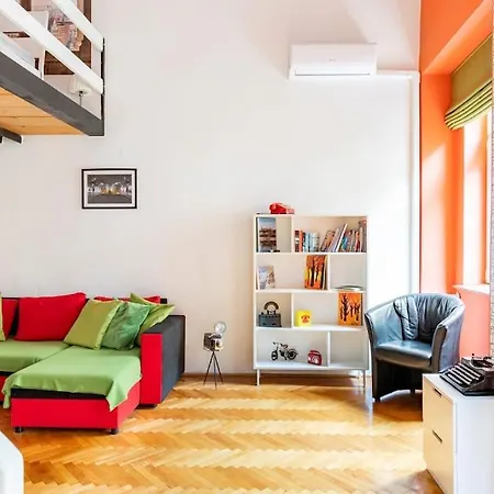 Apartment Quiet At Synagogue *